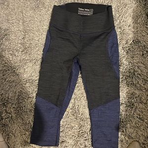 Outdoor voices tech sweat 3/4 colorblock leggings